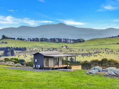 /international/au/228-wallace-street-braidwood-nsw-700405176/
