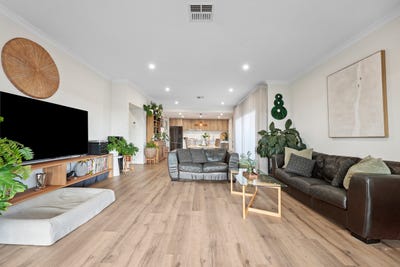 /international/au/121-canterbury-road-victor-harbor-sa-148419180/