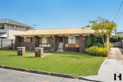 /international/au/35-edward-street-caboolture-qld-150963716/