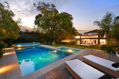 /international/au/13-banks-street-maroubra-nsw-151145384/