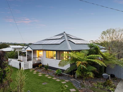 /international/au/18-wattle-street-cooroy-qld-152455660/