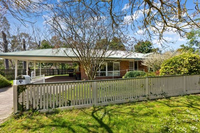 /international/au/4-kitchen-street-mansfield-vic-152502572/