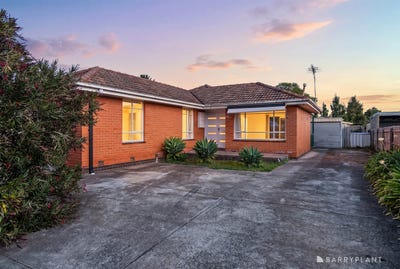 /international/au/125-station-road-melton-south-vic-151168428/