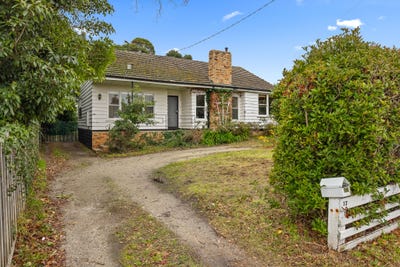 /international/au/13-blair-avenue-frankston-south-vic-148519728/