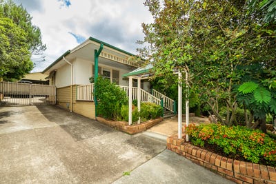 /international/au/48-antill-street-queanbeyan-nsw-150876532/