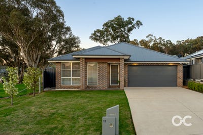/international/au/11-webb-street-orange-nsw-152448180/