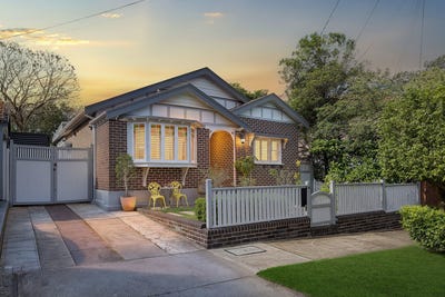 /international/au/4-mitchell-street-five-dock-nsw-152641196/