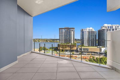 /international/au/3112-37-finnegan-street-hamilton-qld-151240484/