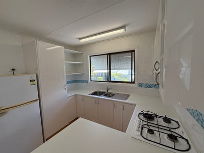 /international/au/32b-570-pine-ridge-road-coombabah-qld-150549772/