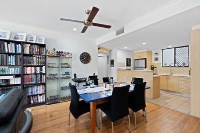 /international/au/1-38-brougham-street-fairfield-qld-152297116/