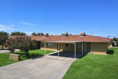 /international/au/2-4-16-cummins-avenue-moree-nsw-150589652/