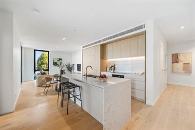 /international/au/308-6-lyons-street-north-ballarat-central-vic-150820024/