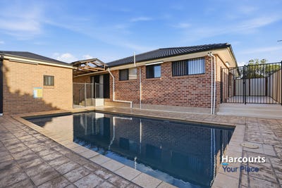 /international/au/14-matheson-grove-hassall-grove-nsw-151253512/
