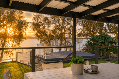 /international/au/45-the-esplanade-oak-flats-nsw-151141208/