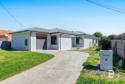 /international/au/9-ulswater-road-wendouree-vic-152631164/