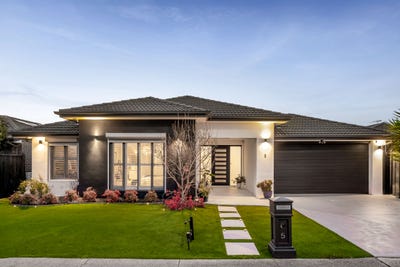 /international/au/5-pacific-boulevard-taylors-hill-vic-152477516/