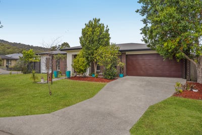 /international/au/26-beasley-way-canungra-qld-152577800/