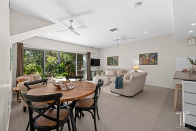 /international/au/4-250-scrub-road-carindale-qld-148375664/?lang=en