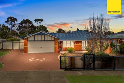 /international/au/322-coburns-road-kurunjang-vic-148446092/
