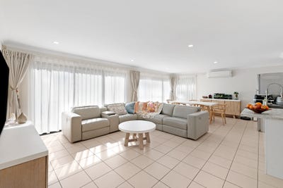 /international/au/16-melastoma-way-arundel-qld-148500148/?lang=zh-tw