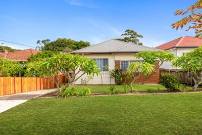 /international/au/38-brisbane-water-road-adamstown-nsw-151138172/