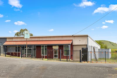 /international/au/2819-2821-midland-highway-newlyn-vic-505257904/