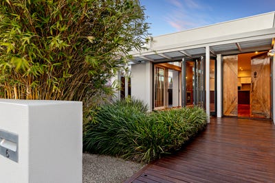 /international/au/6-mcwilliam-street-ballarat-central-vic-152383716/