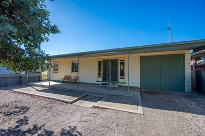 /international/au/15-marshall-street-wallaroo-sa-147850552/