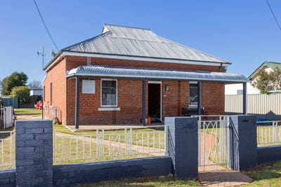 /international/au/23-coolamon-street-ariah-park-nsw-148626472/