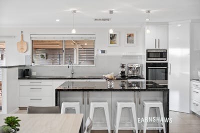/international/au/9-o-reilly-court-jane-brook-wa-151534472/