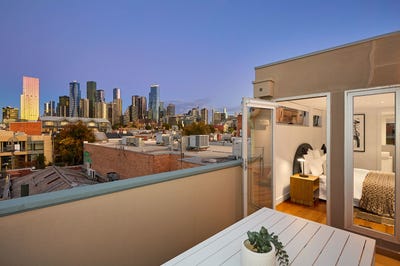 /international/au/5a-raglan-street-north-melbourne-vic-150990984/