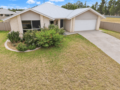 /international/au/9-hookswood-pelham-road-miles-qld-151880524/