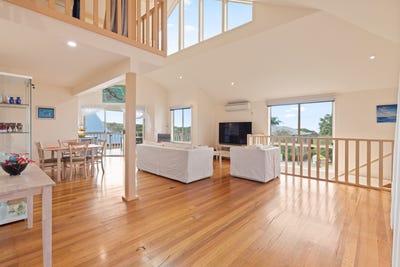 /international/au/7a-surf-circle-tura-beach-nsw-148382992/