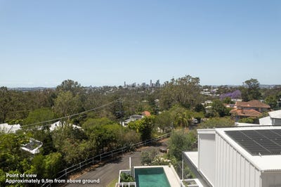 /international/au/74-outlook-crescent-bardon-qld-204451776/