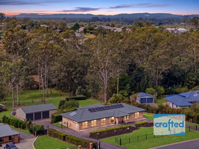 /international/au/42-tall-timber-road-new-beith-qld-150960080/