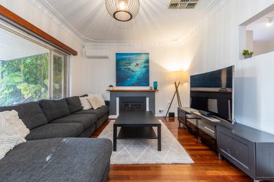 /international/au/84-shakespeare-street-mount-hawthorn-wa-152031140/