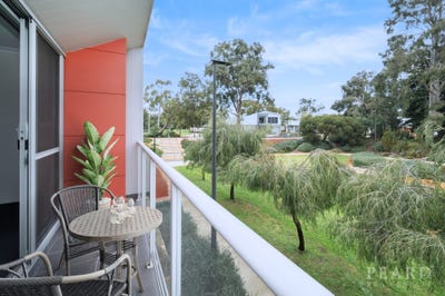 /international/au/15-quadrangle-lane-greenwood-wa-148574684/