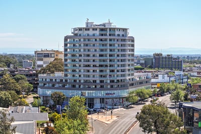 /international/au/11-130-main-street-blacktown-nsw-151337536/