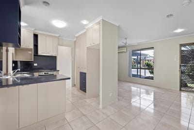 /international/au/77-tropical-avenue-andergrove-qld-151556248/