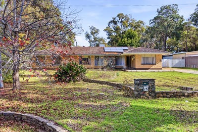 /international/au/15-hawkstone-road-roleystone-wa-151881692/