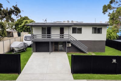 /international/au/32-mark-street-morayfield-qld-151356860/