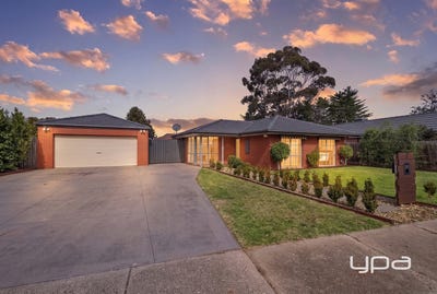 /international/au/1-linlithgow-way-melton-west-vic-152331832/