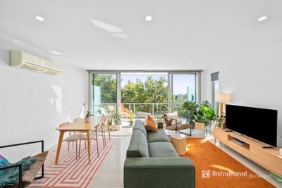 /international/au/7-355-burwood-highway-burwood-vic-152585012/