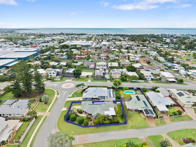 /international/au/4-davis-drive-kawungan-qld-151524996/