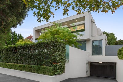 /international/au/the-penthouse-61-well-street-brighton-vic-150872624/