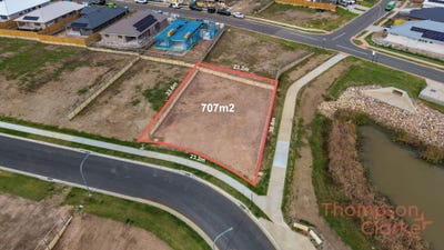 /international/au/23-sundew-crescent-chisholm-nsw-204547548/