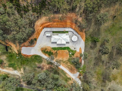 /international/au/200-lesters-lane-piambong-nsw-152702048/