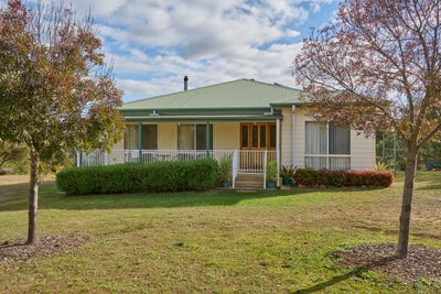 /international/au/124-meadows-lane-heathcote-vic-151150296/