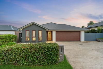 /international/au/8-west-parkway-mount-barker-sa-151317616/