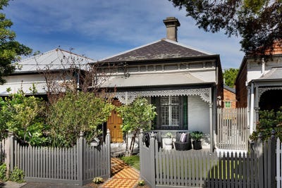 /international/au/102-falconer-street-fitzroy-north-vic-152548684/